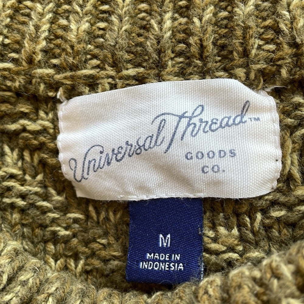 Universal Thread Goods Co. - Picture 3 of 5